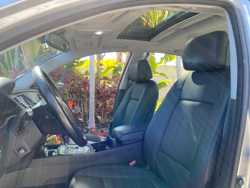 2012 Hyundai Genesis 3.8L SUNROOF PREM PKG in , 
