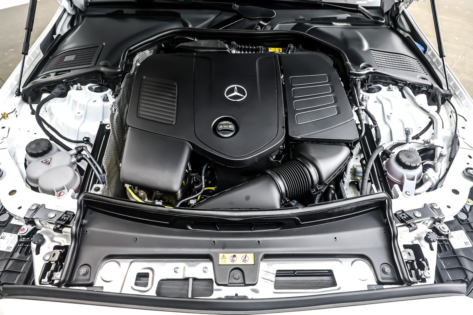 New 2026 Polar White Mercedes-Benz C 300 image 11