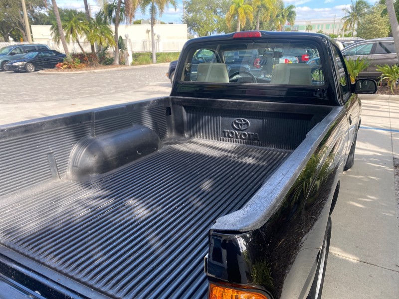 2002 Toyota Tacoma 1 OWNER AUTO AC 4 CYL in , 
