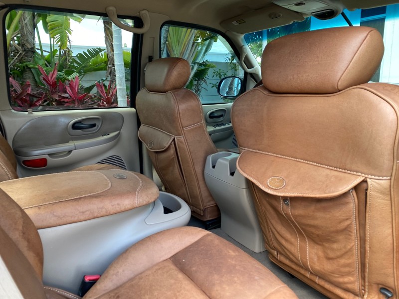 2002 Ford F-150 CREW CAB King Ranch LOW MILES 56,886 in , 