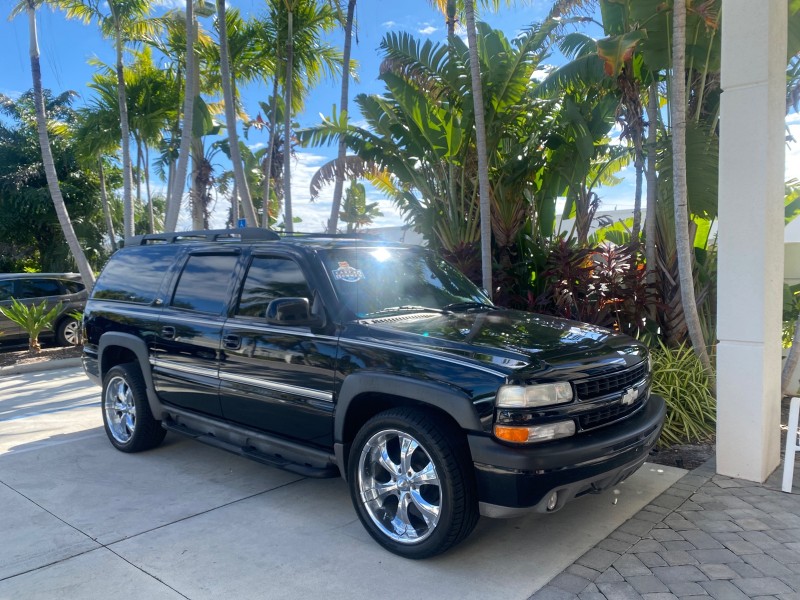 2001 Chevrolet Suburban LT Z71 1 FL 4WD 44 SERVICES NO ACCIDENTS in ,