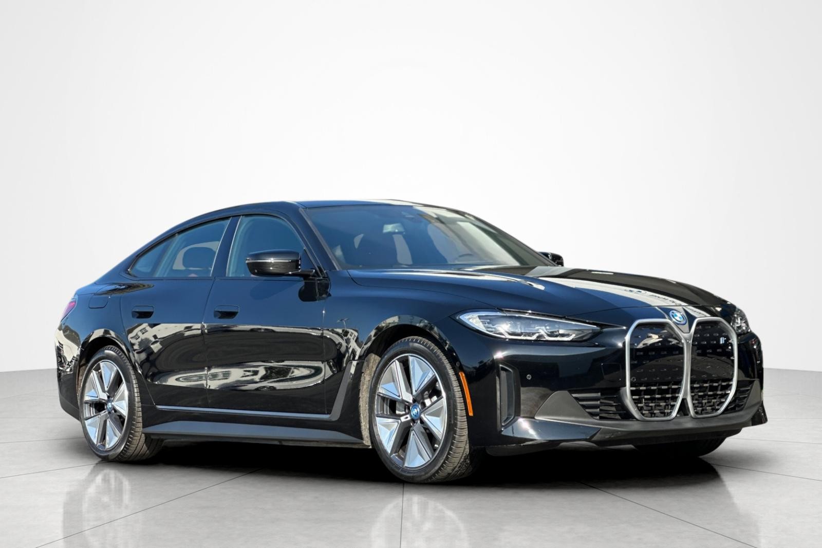 Used 2023 Jet Black BMW eDrive40 image 7