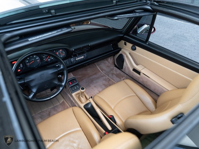 Porsche 911 Carrera