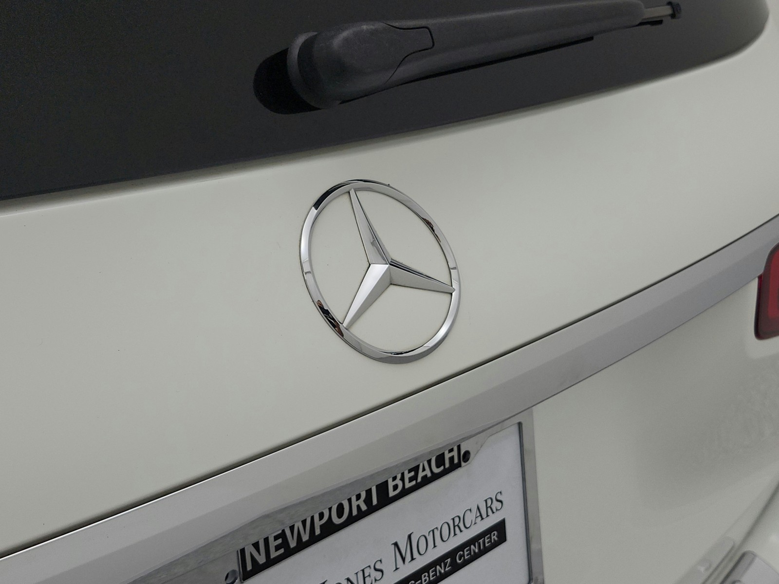 Used 2021 Polar White Mercedes-Benz GLS 580 4MATIC® SUV image 23