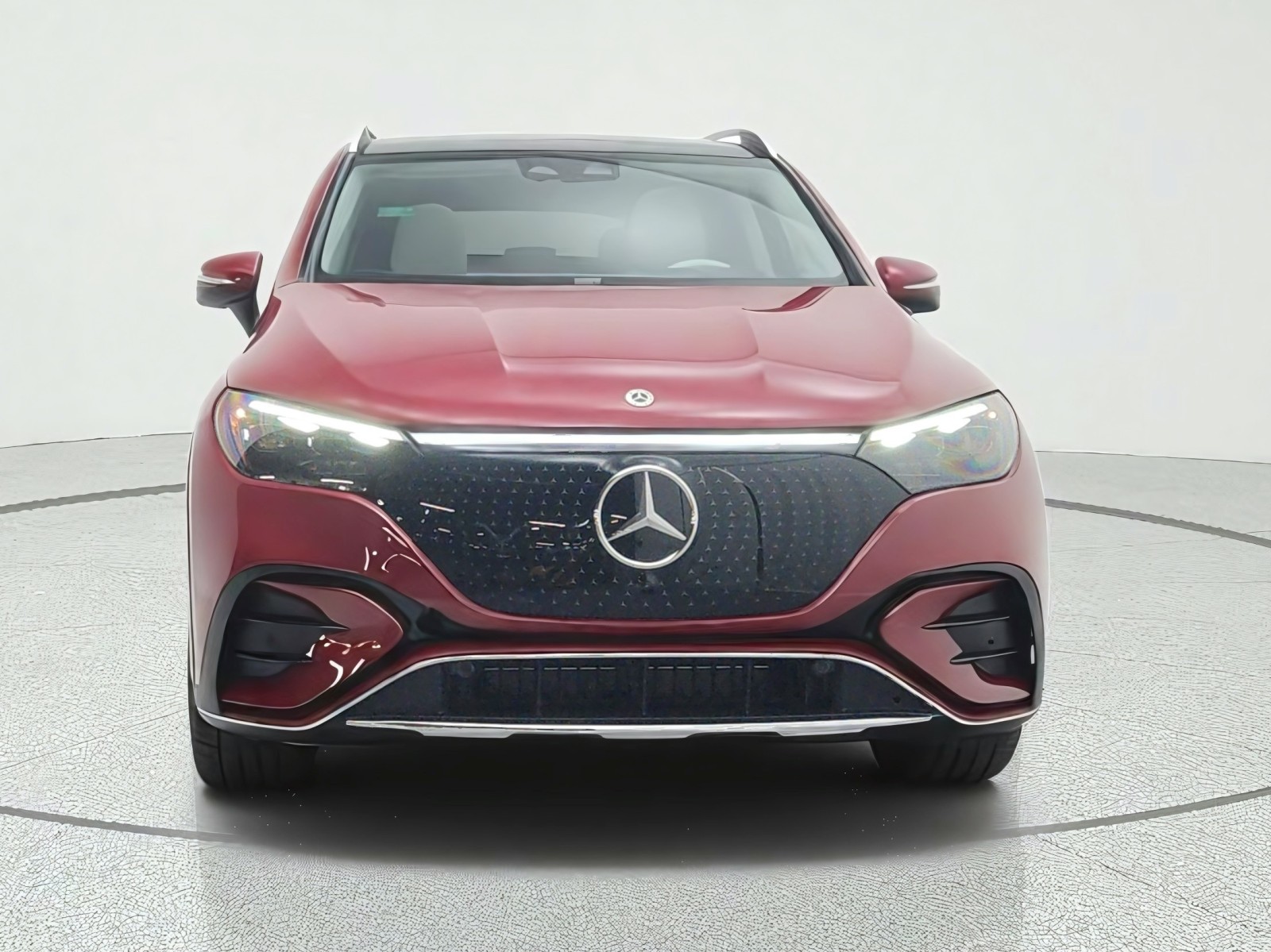 New 2027 MANUFAKTUR Patagonia Red Metallic Mercedes-Benz EQE 320+ SUV image 2