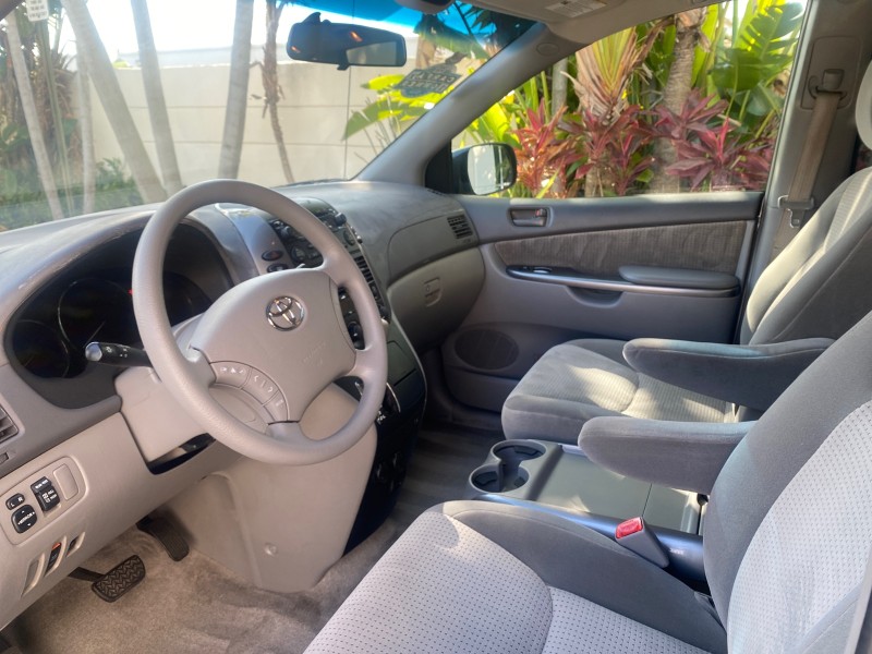 2010 Toyota Sienna LE LOW MILES 41,871 1 OWNER 7 PASSENGER in , 