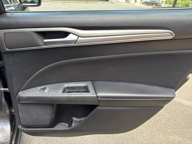 FordFusion37