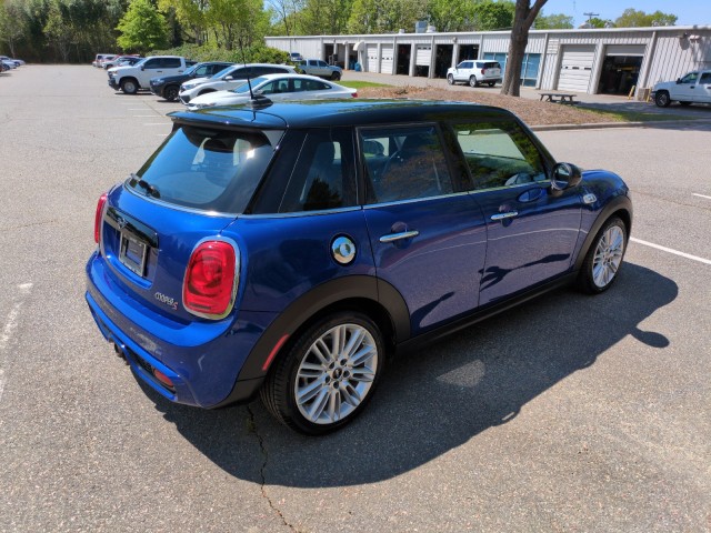 MINIHardtop 4 Door7