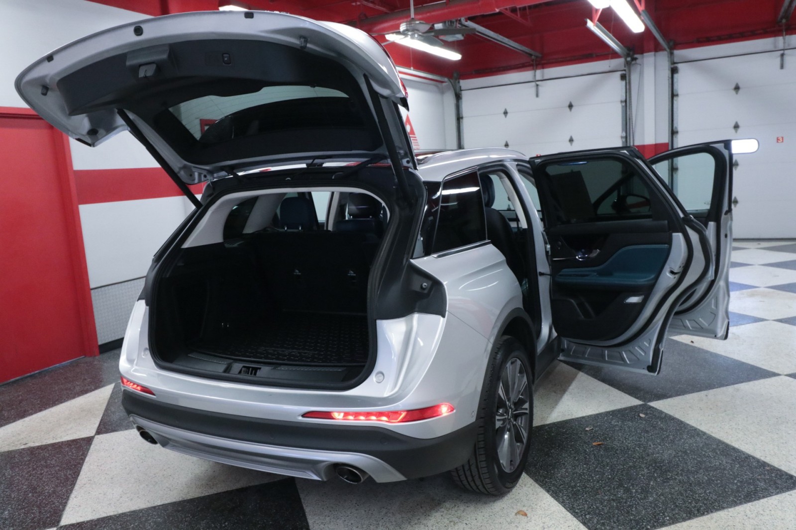 Used Car 2020 Lincoln Corsair  Reserve For Sale Under $25,000 In Austin, Texas