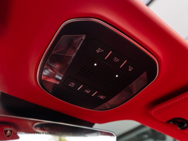 Ferrari 812 GTS