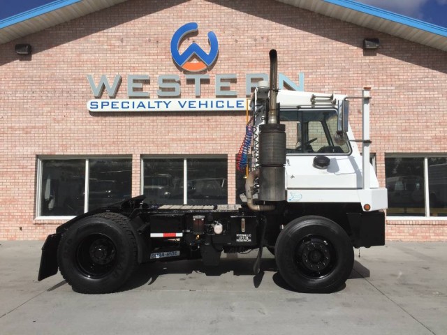 2006  TJ5000 Spotter Truck in , 