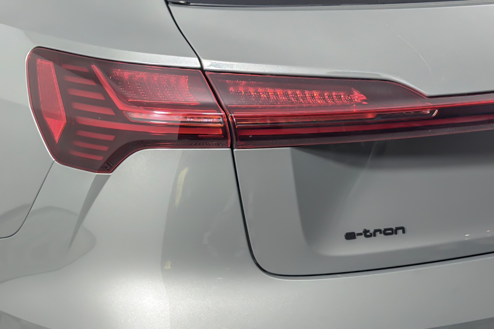 Certified Used 2023 Chronos Gray Audi Chronos quattro image 27