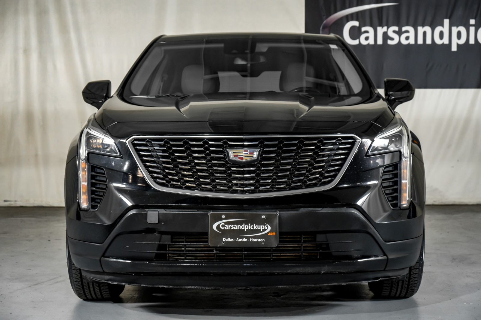 2020 Cadillac XT4 FWD Luxury 3