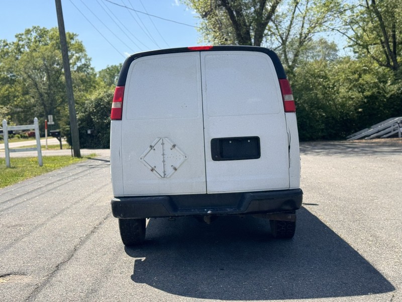 2012 GMC Savana 2500 Cargo Van  in , 