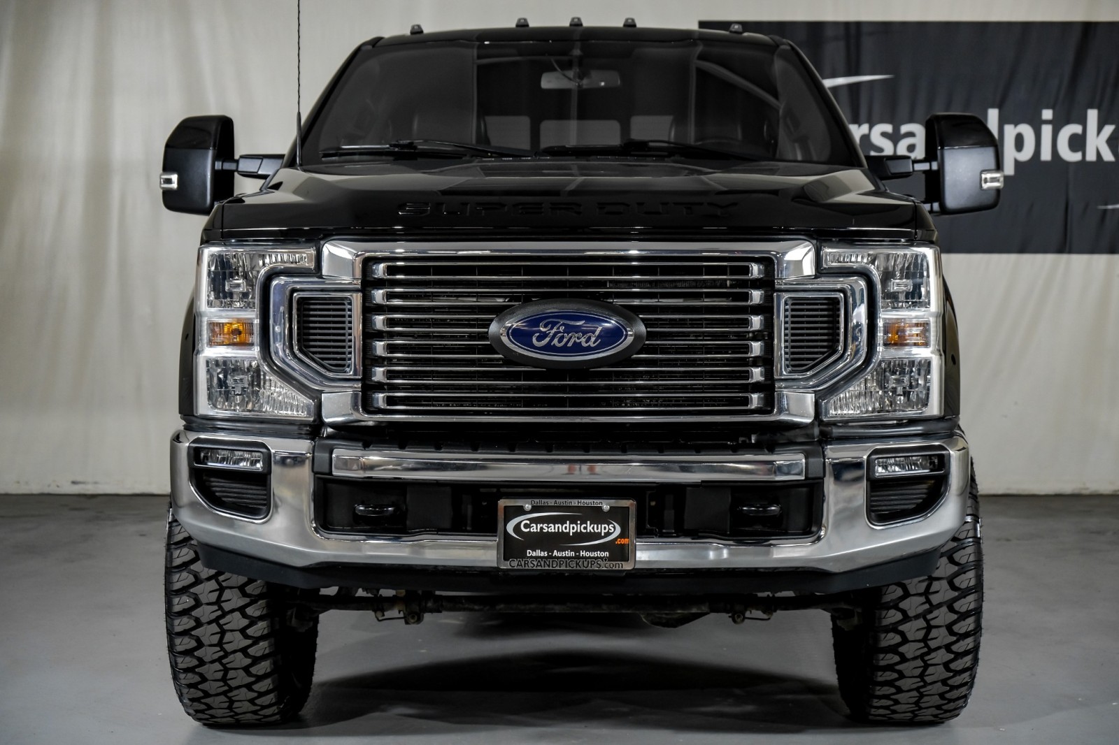 2022 Ford F-350 Lariat 3