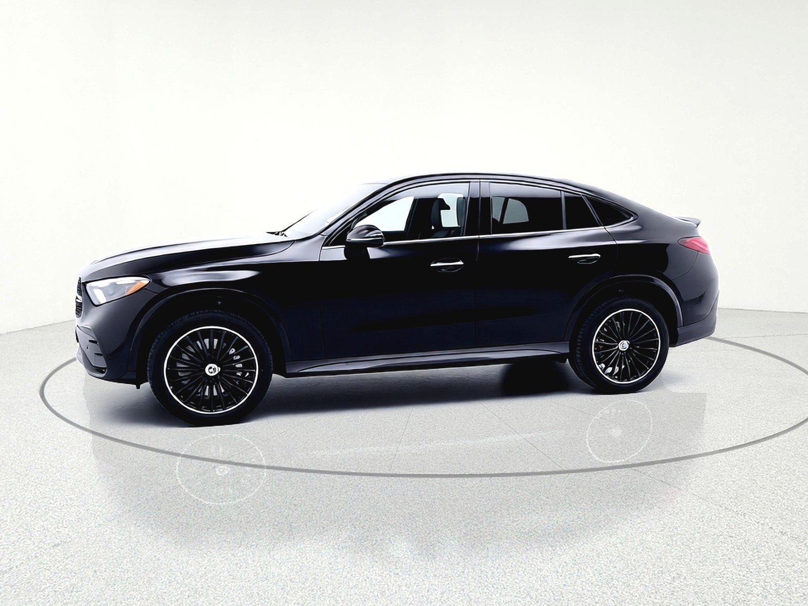 New 2026 Black Mercedes-Benz GLC 300 image 8
