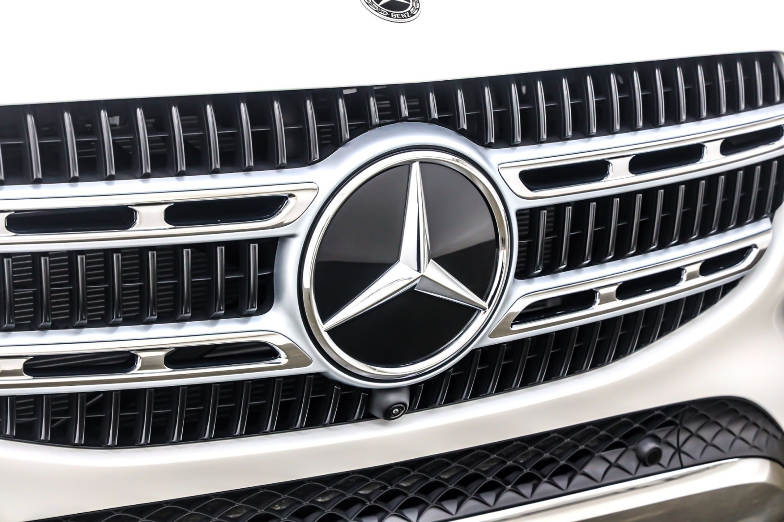 New 2026 Polar White Mercedes-Benz GLE 350 SUV image 13