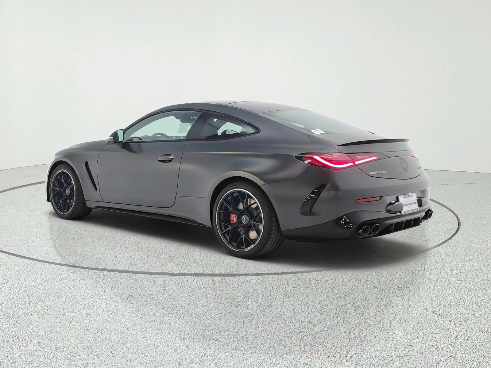 New 2027 MANUFAKTUR Graphite Grey Magno Mercedes-Benz AMG® CLE 53 4MATIC+ Coupe image 7