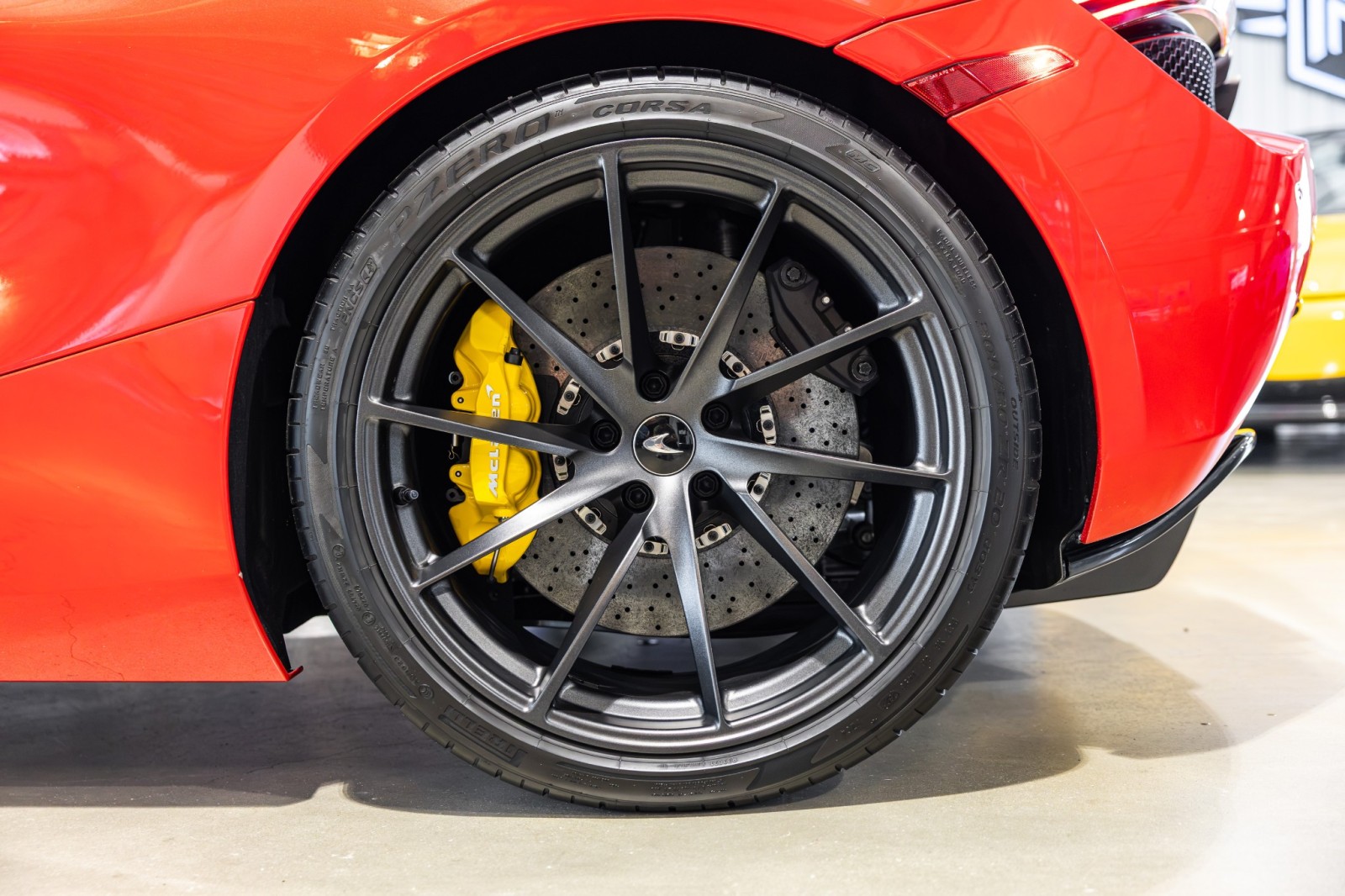 2022 McLaren 720S Base - Photo 21