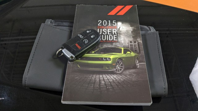 2015 Dodge Challenger R/T Plus 36