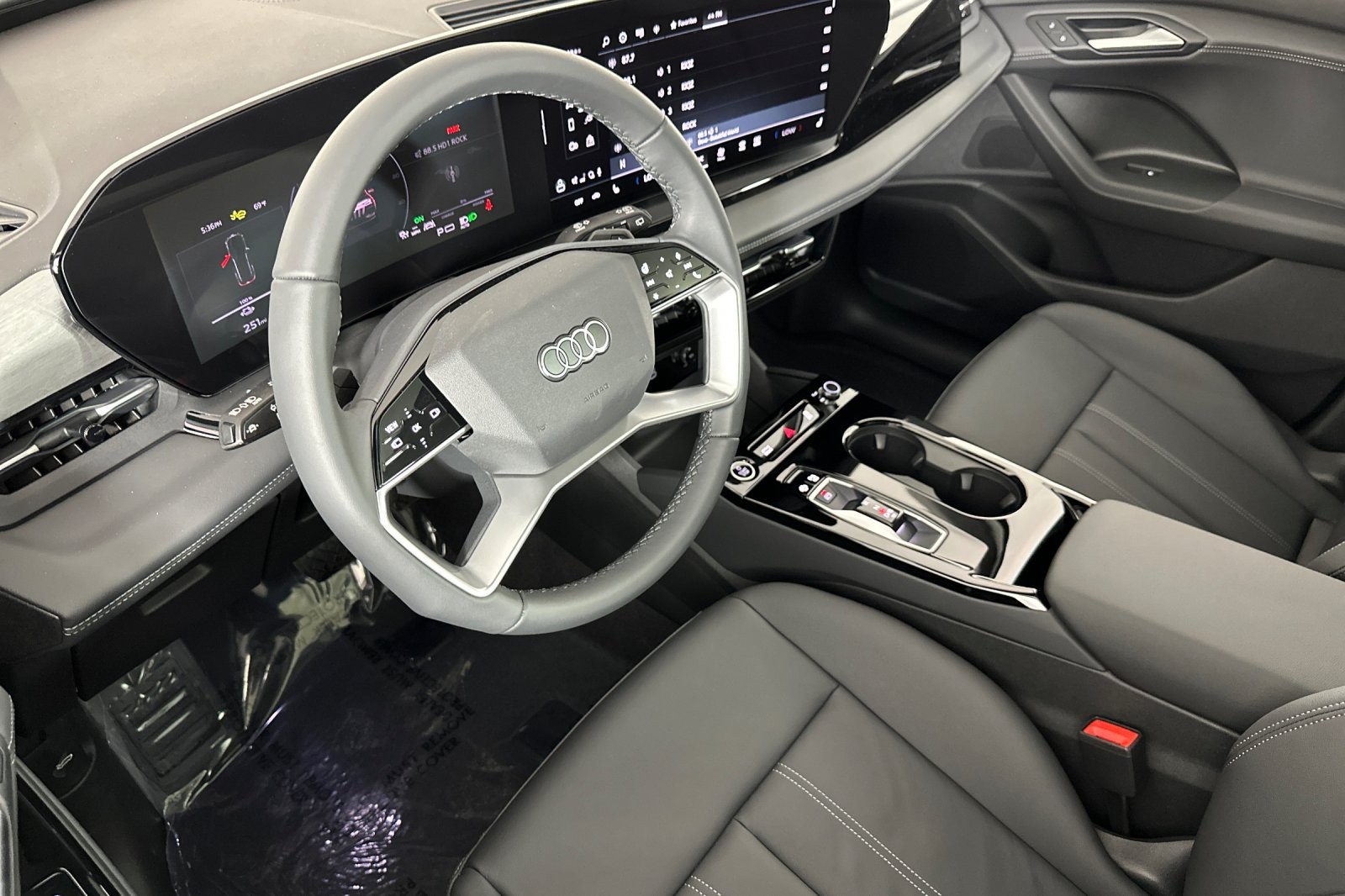 New 2025 Glacier White Metallic Audi Premium quattro image 9