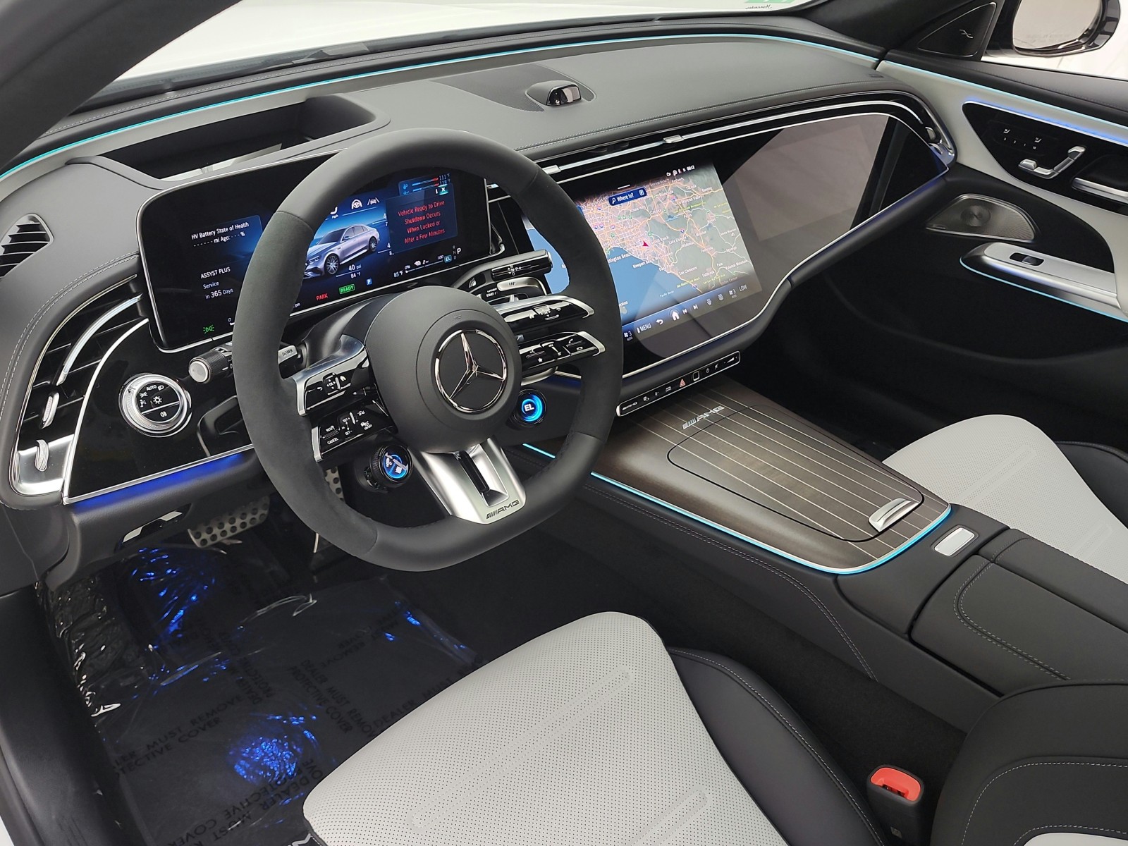 New 2026 MANUFAKTUR Moonlight White Metallic Mercedes-Benz AMG® E 53 E 4MATIC+ Sedan image 9