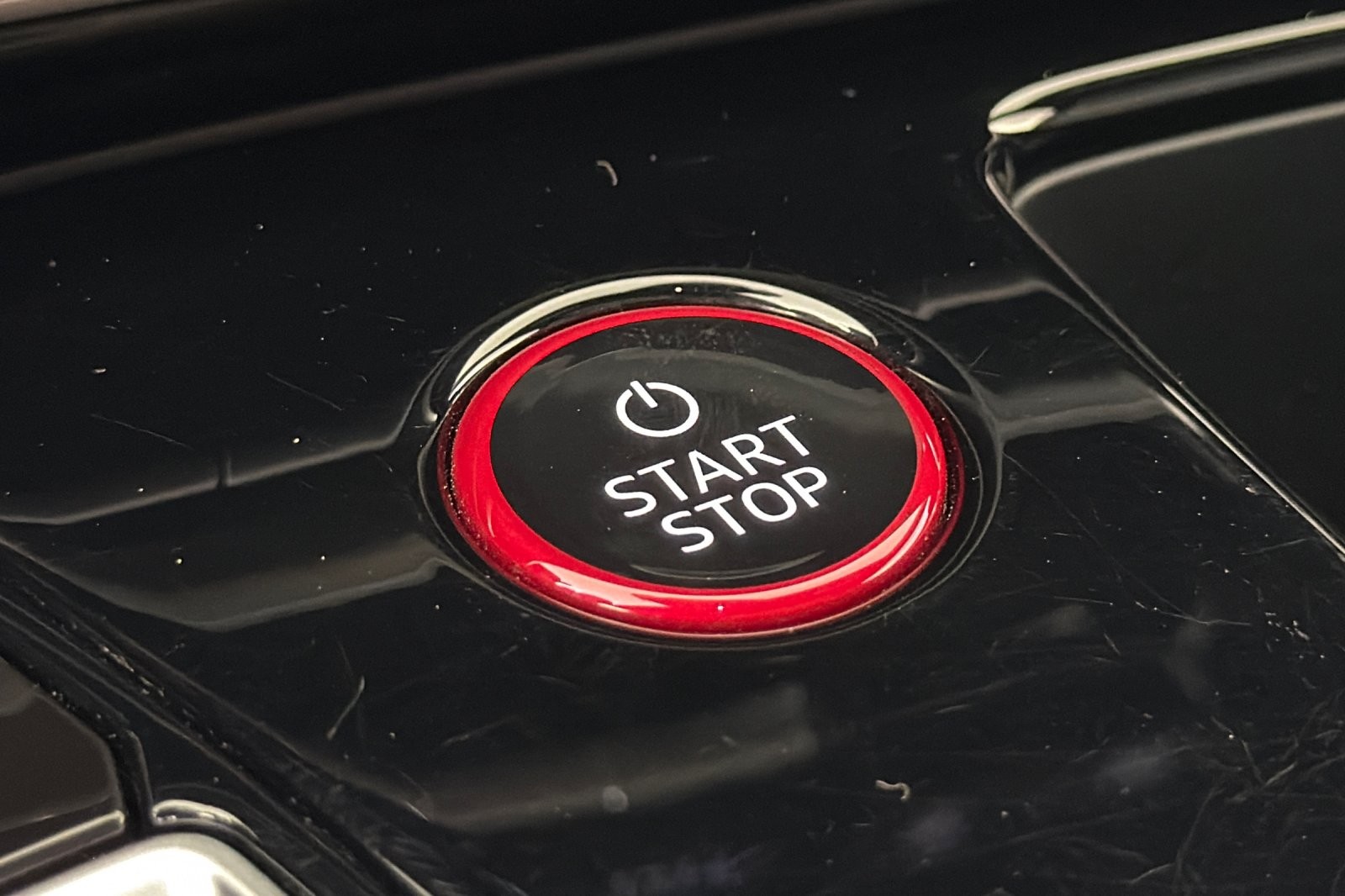 Used 2024 Kemora Gray Metallic Audi Prestige quattro image 21