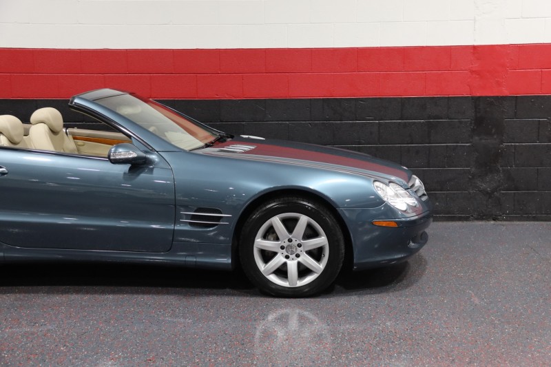 2003 Mercedes-Benz SL500 2dr Convertible in , 