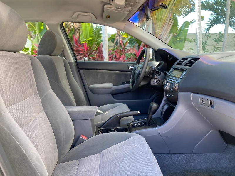 2004 Honda Accord Sdn LX LOW MILES 68,079 in , 