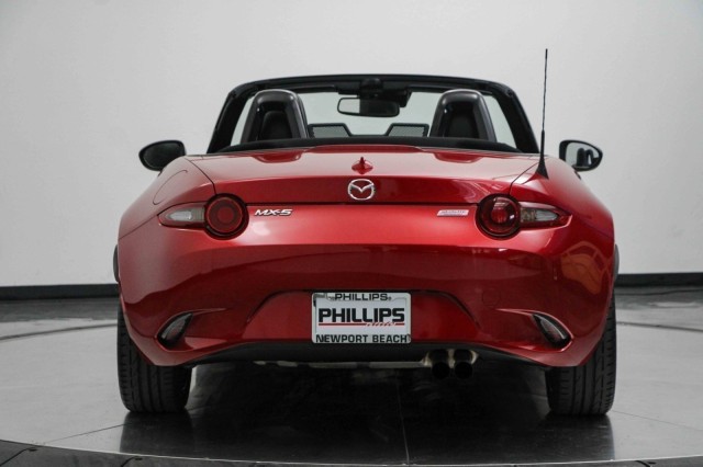 2016 Mazda MX-5 Miata Grand Touring 16