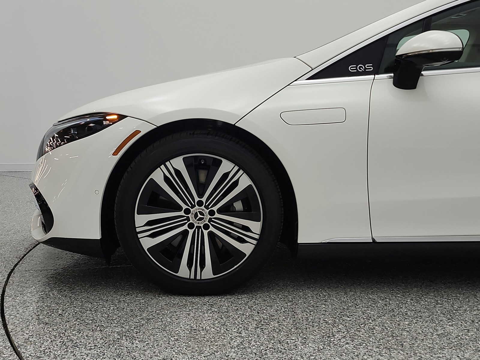 Used 2022 Polar White Mercedes-Benz EQS 450+ Sedan image 38