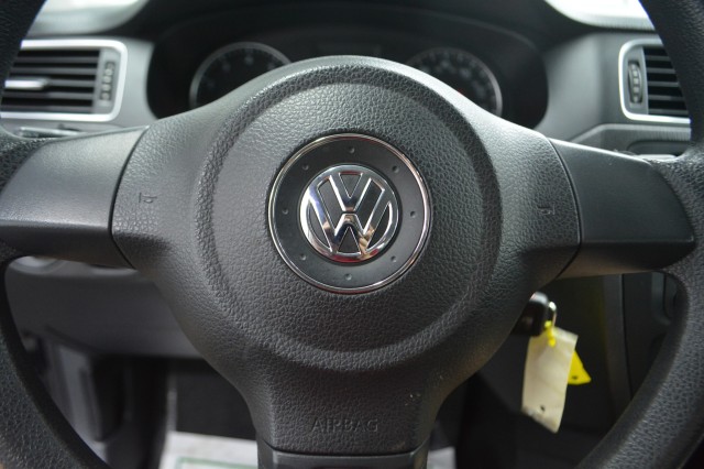 Used 2014 Volkswagen Jetta Sedan SE Sedan for sale in Geneva NY