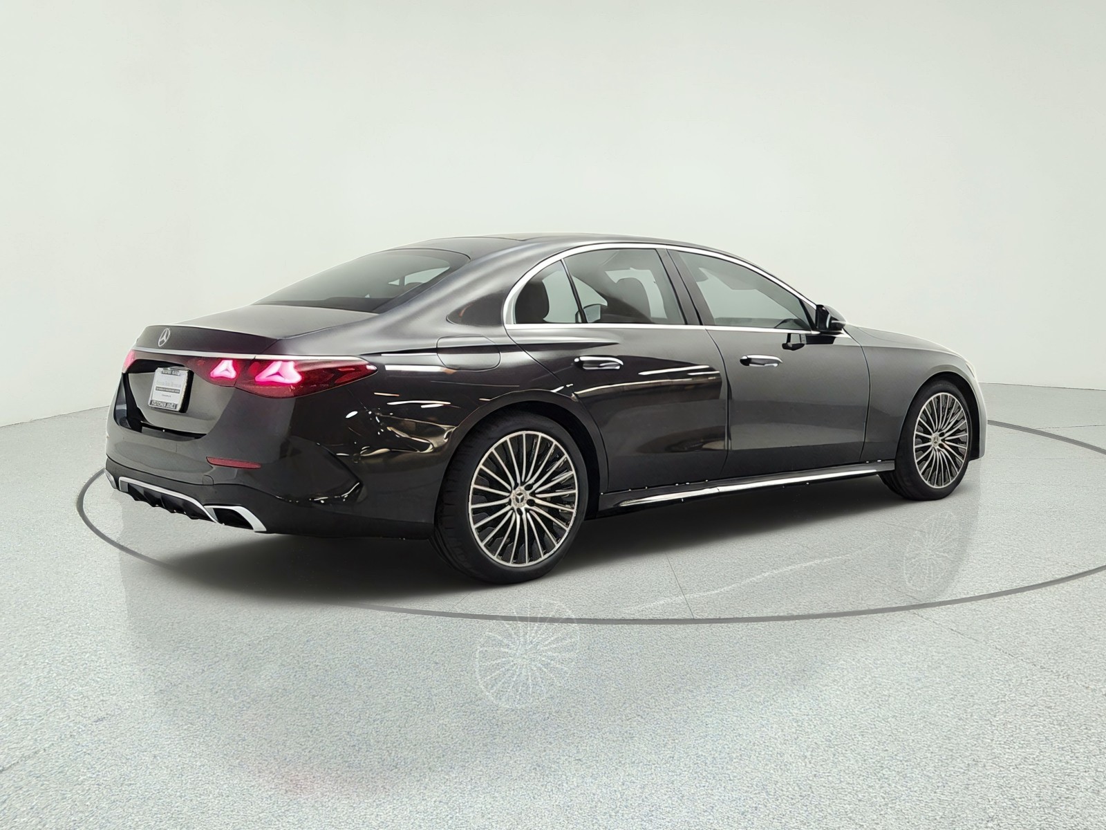 New 2027 Graphite Grey Metallic Mercedes-Benz E 350 RWD Sedan image 5
