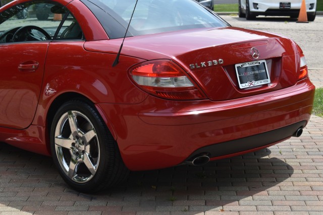 2005 Mercedes-Benz SLK-Class  12