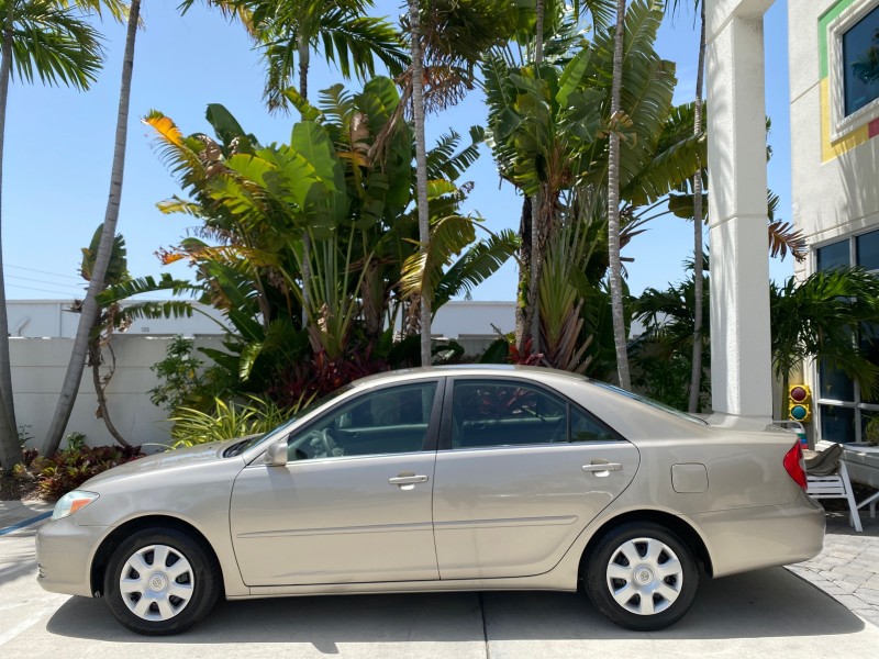 2004 Toyota Camry LE LOW MILES 58,925 1 OWNER in , 