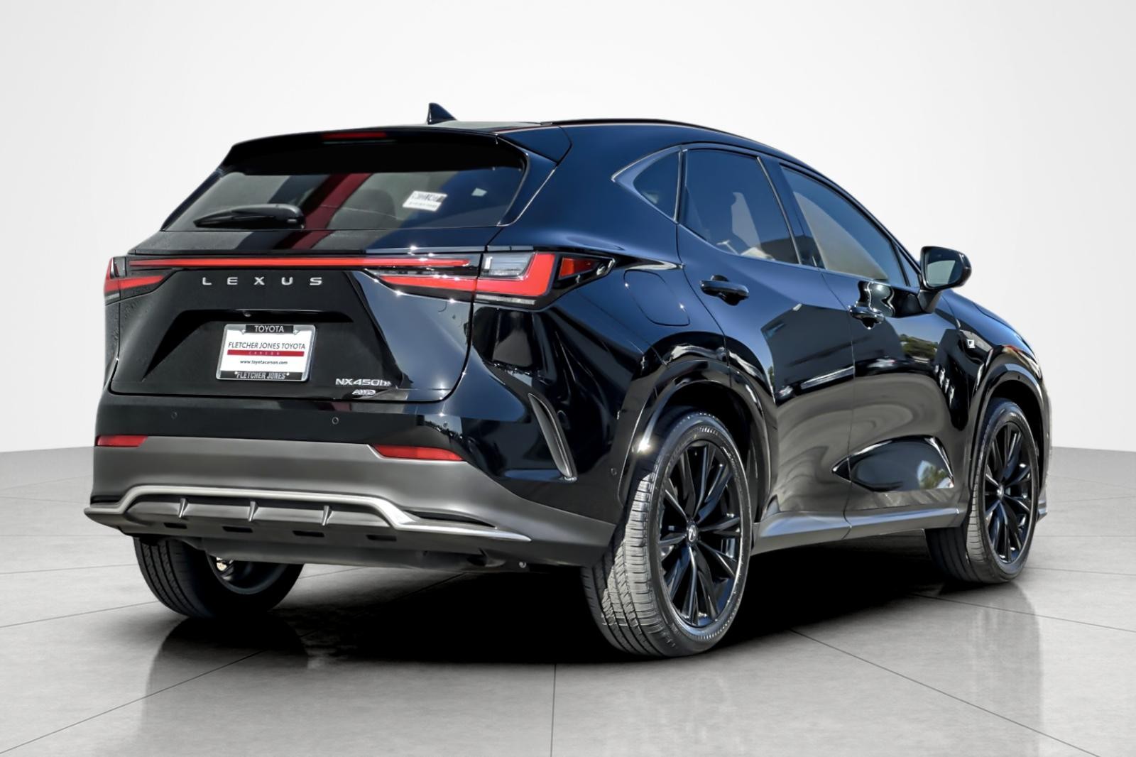 Used 2025 Obsidian Lexus NX 450h+ F SPORT Handling image 5