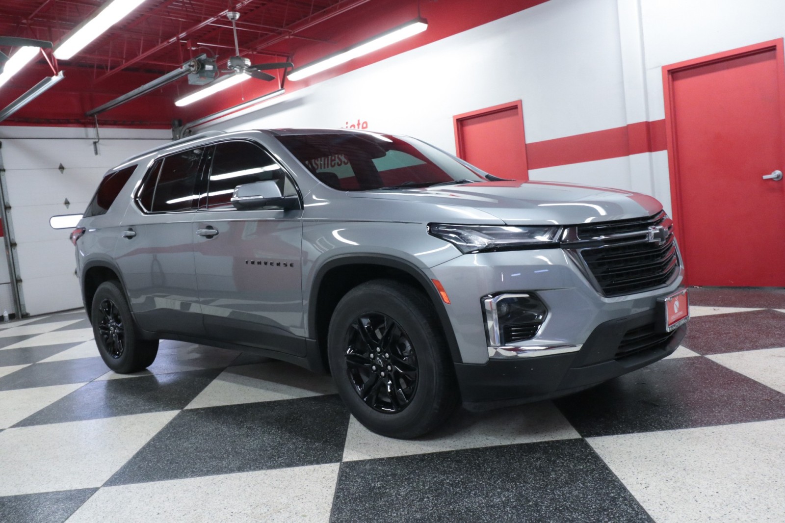 Used Car 2023 Chevrolet Traverse  Lt Cloth For Sale Under $30,000 In Austin, Texas