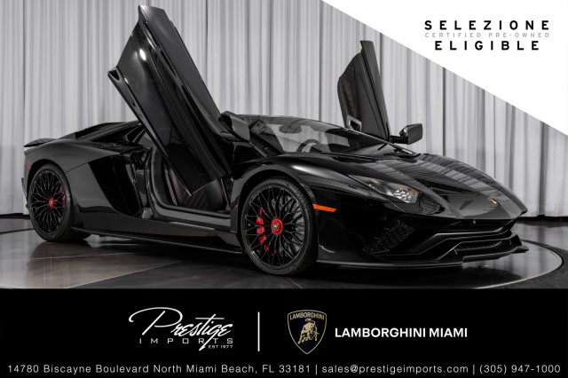 /2019 Lamborghini Aventador-S