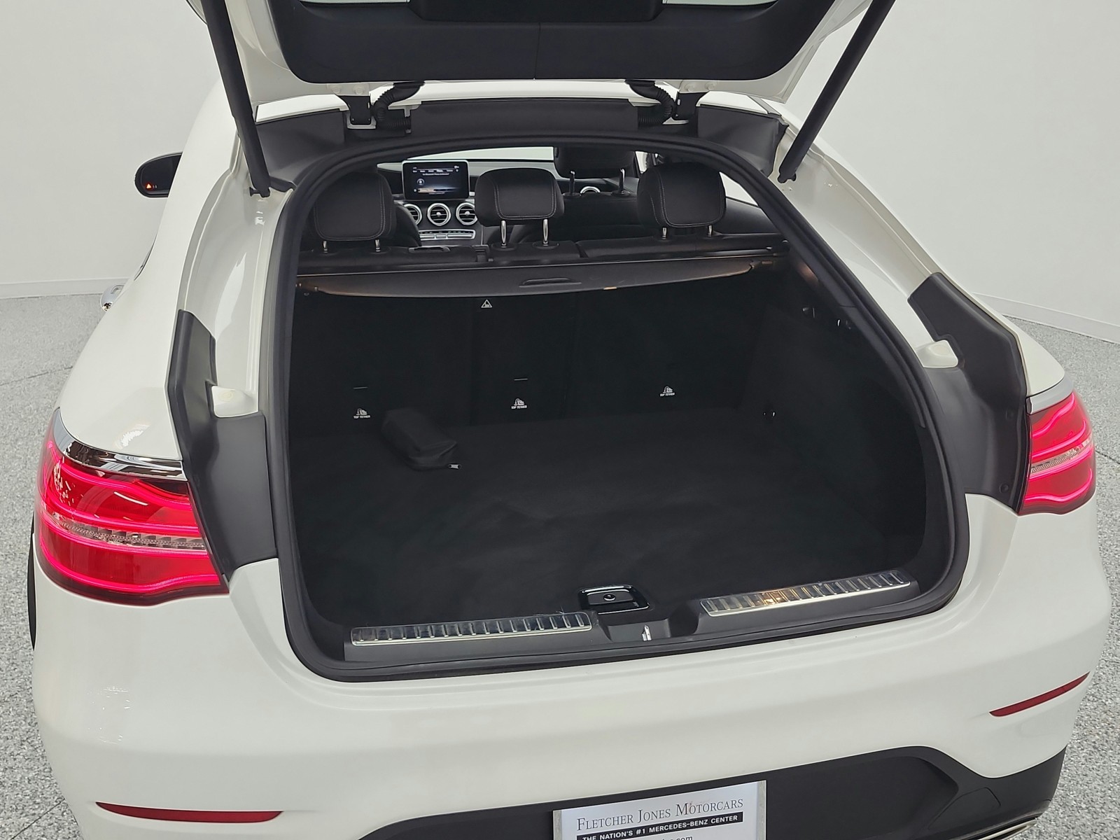 Used 2018 Polar White Mercedes-Benz GLC 300 4MATIC® Coupe image 35