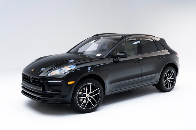 2025  Macan  in , 