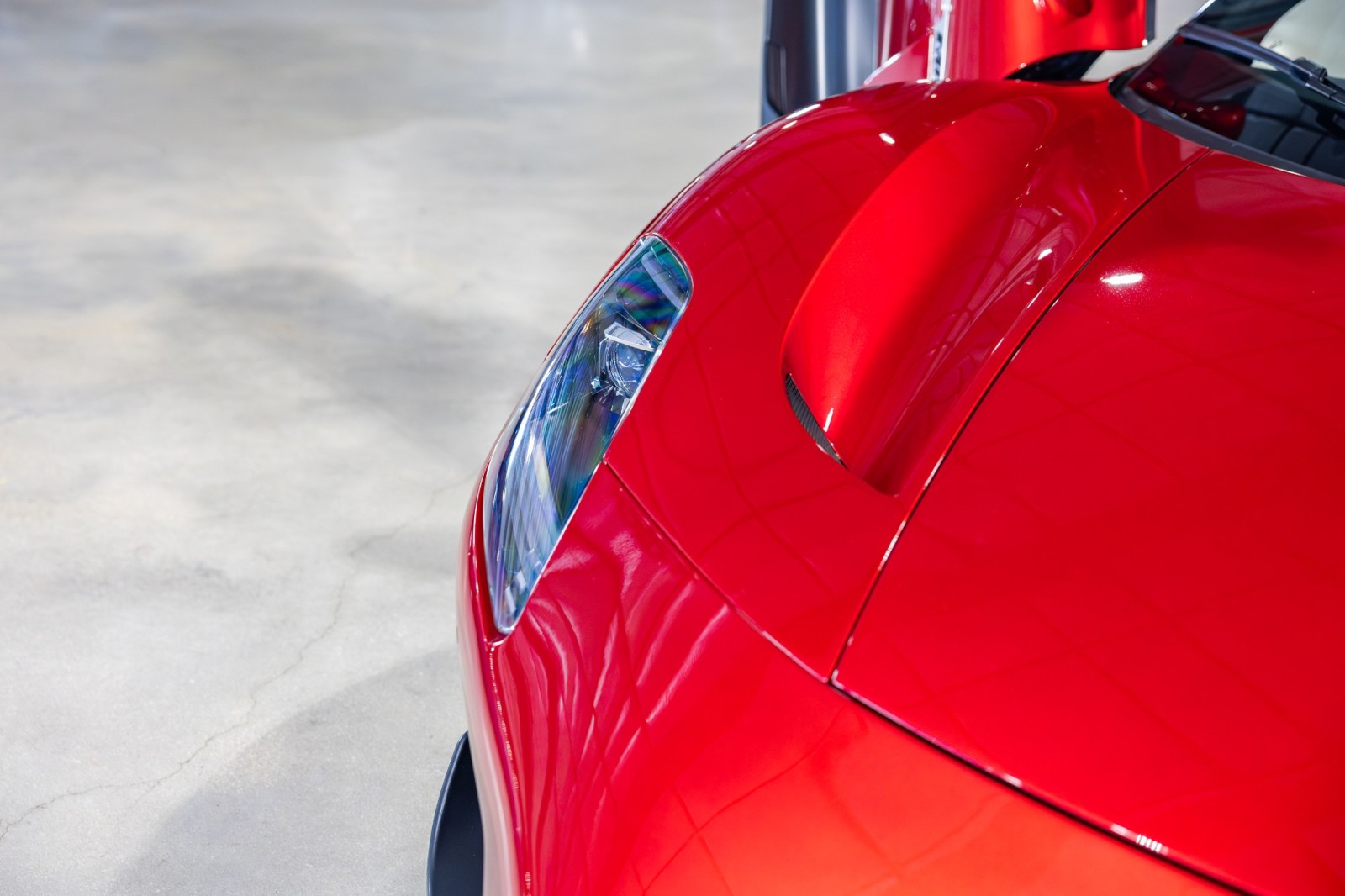 Used Car 2023 Maserati Mc20  - $286,345 Msrp - Carbon Ceramic Brakes - $10k Rosso Vincente Paint - Carbon Fiber Spoiler For Sale Under $200,000 In Boerne, Texas