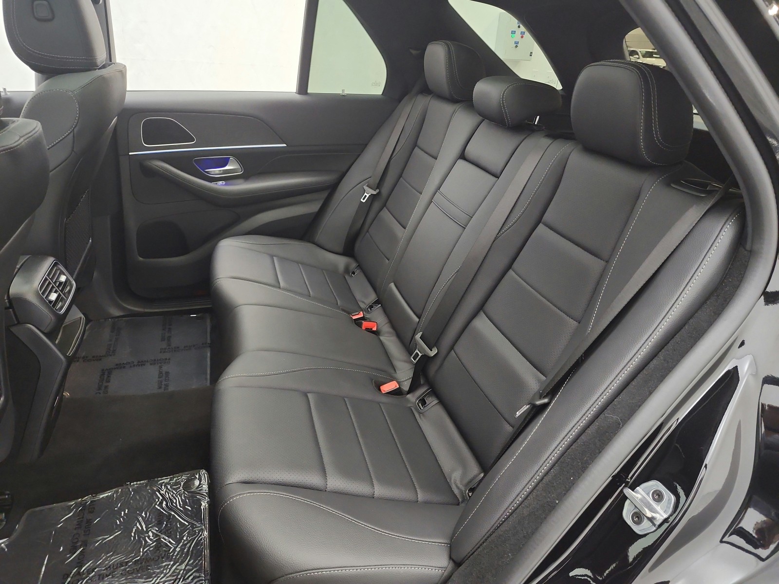 Certified Used 2026 Obsidian Black Metallic Mercedes-Benz GLE 350 4MATIC® SUV image 15