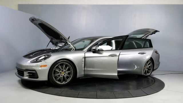 2018 Porsche Panamera 4S Executive 11