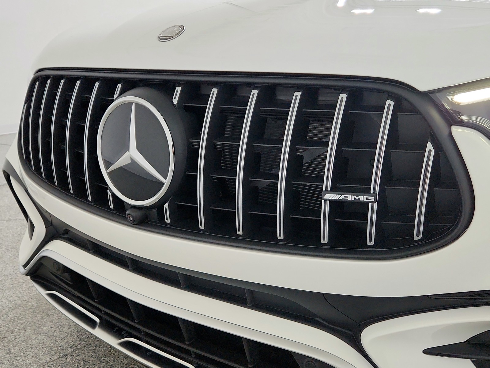 New 2026 Polar White Mercedes-Benz AMG® GLC 43 4MATIC SUV image 19