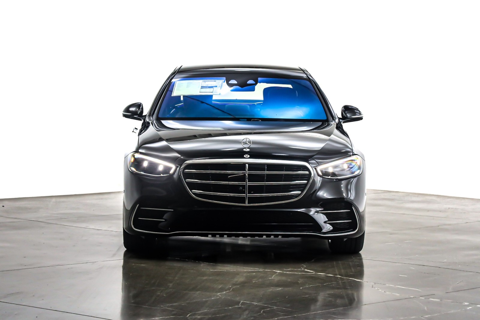 New 2026 Black Mercedes-Benz S 580 image 2