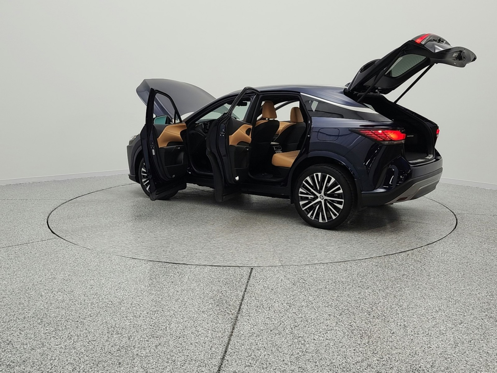 Used 2024 Nightfall Mica Lexus RX 350h Premium Plus image 4