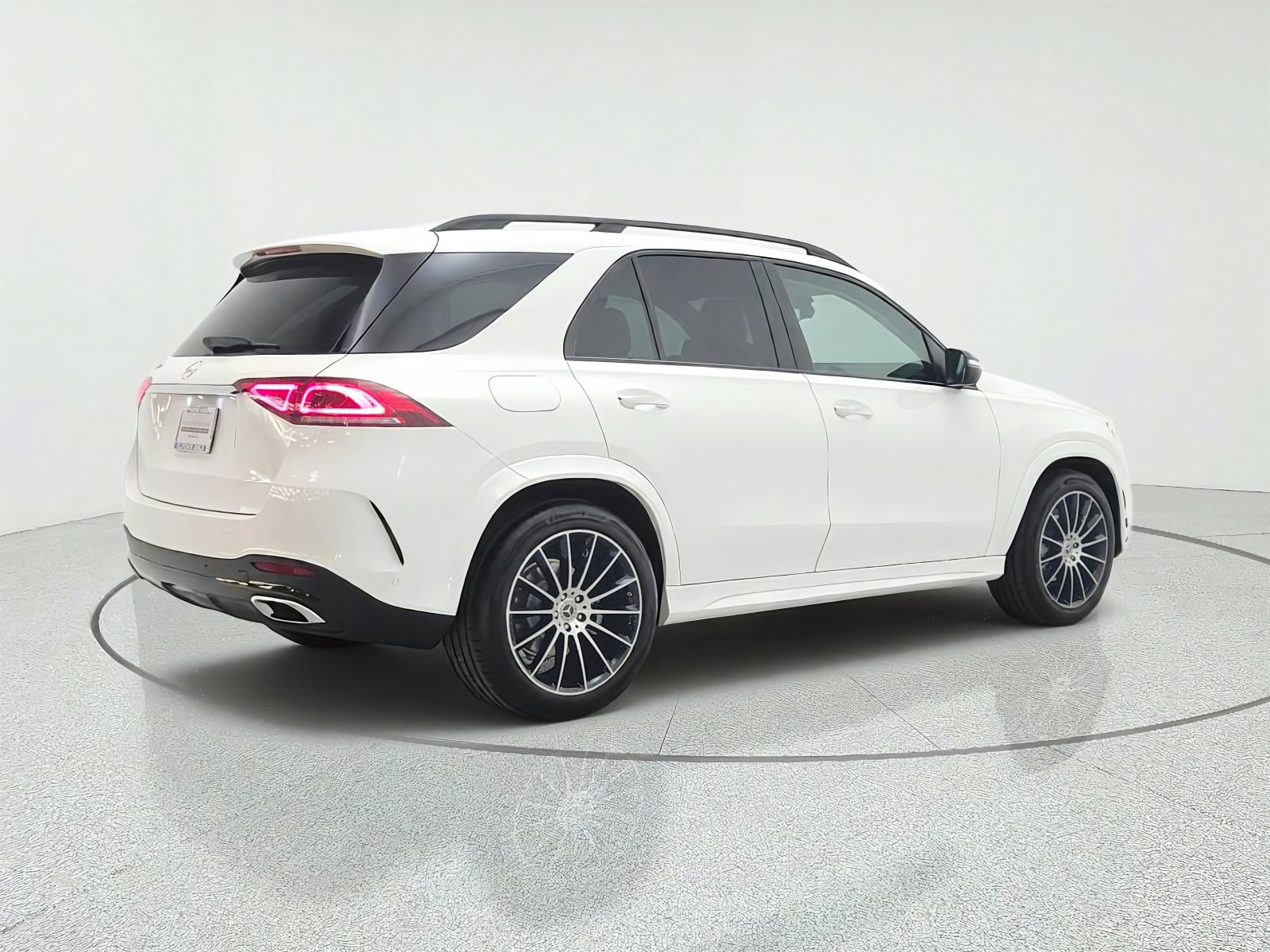 Used 2022 Polar White Mercedes-Benz GLE 350 SUV image 5