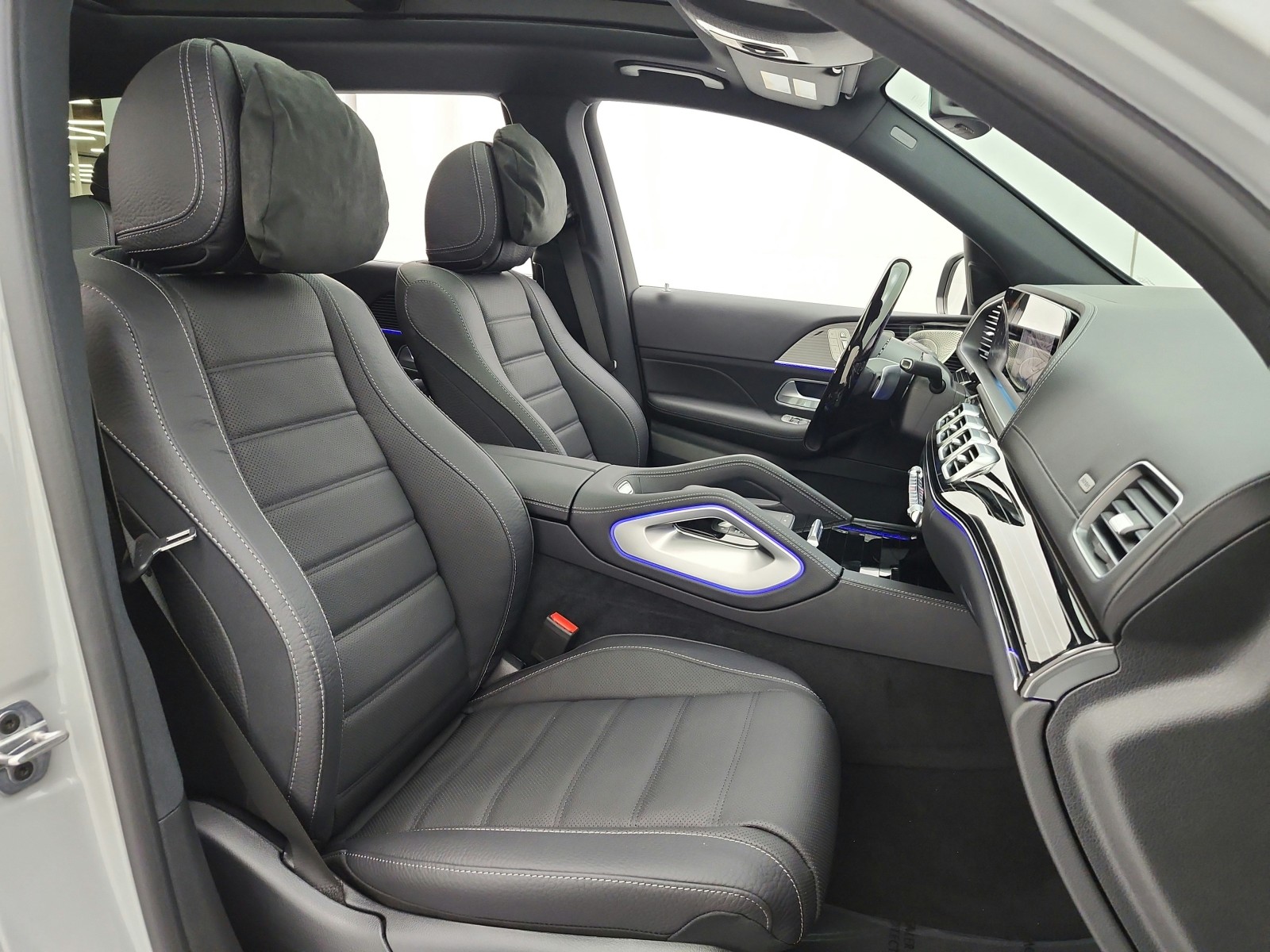 New 2026 MANUFAKTUR Alpine Grey Mercedes-Benz GLS 450 image 15