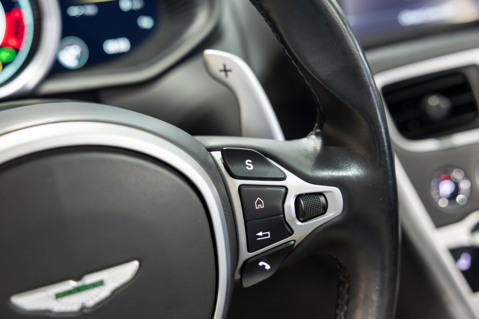 Used Car 2021 Aston Martin Db11  Shadow Edition For Sale Under $120,000 In Boerne, Texas