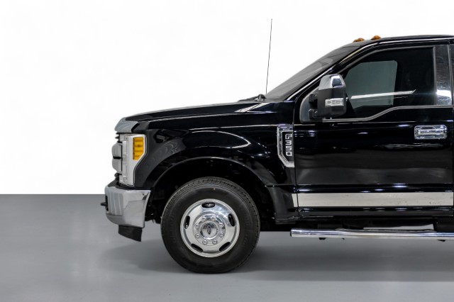 2017 Ford F-350 XLT 10